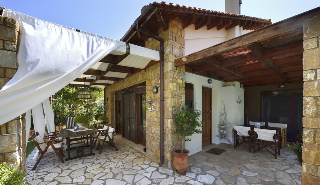 Beautiful Sani Villa Exterior photo